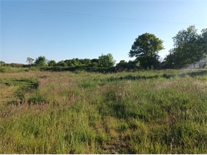 terrain à la vente -   17350  LE MUNG, surface 723 m2 vente terrain - UBI469030088